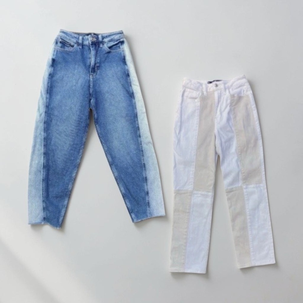 Bundle of 2 Hollister Vintage Style High Rise Jeans 24 Relaxed Straight leg